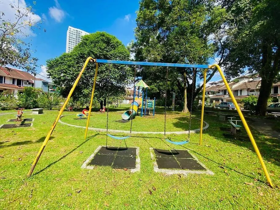 Mount Austin Landed Mahjong/Bbq Pit @Johorbahru Villa Johor Bahru 0*,  Malaysia